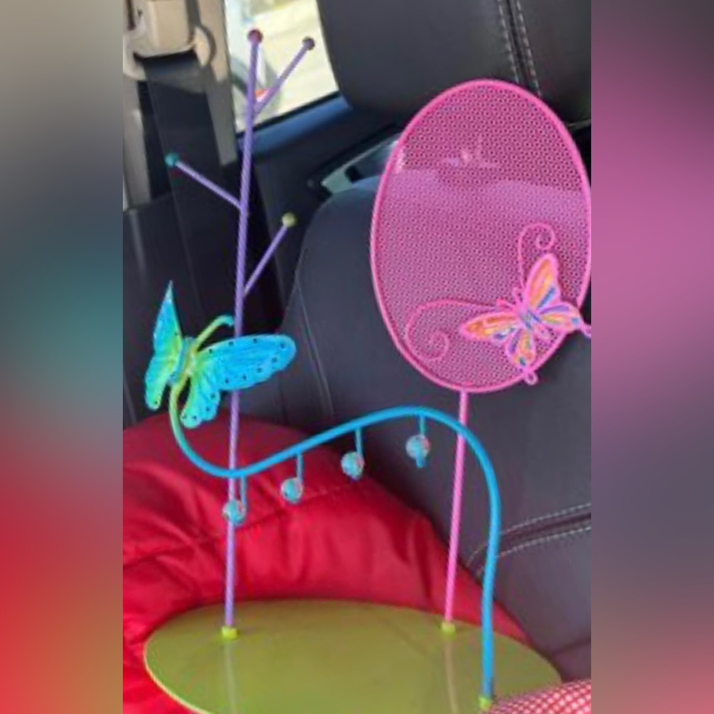 Claire’s Jewelry Organizer
